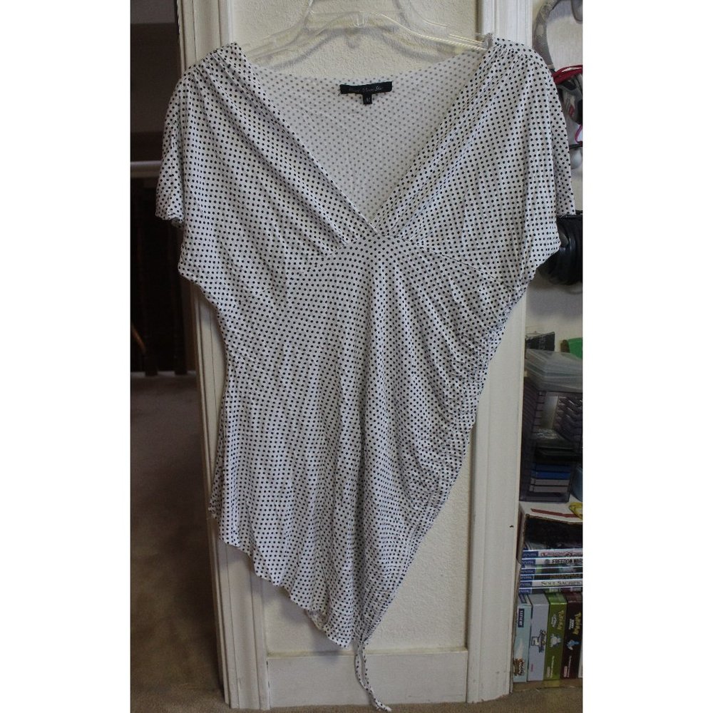 "Heart Moon Star" white polka-dot top